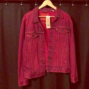 Burgundy Denim Levi’s Jacket (Size Medium)